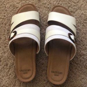 NWT Sandals - 9.5 WIDE